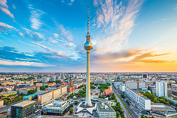 Blick auf Berlin als Symbolbild für eine berlinweite Regelung an Hochschulen © istockphotos.com